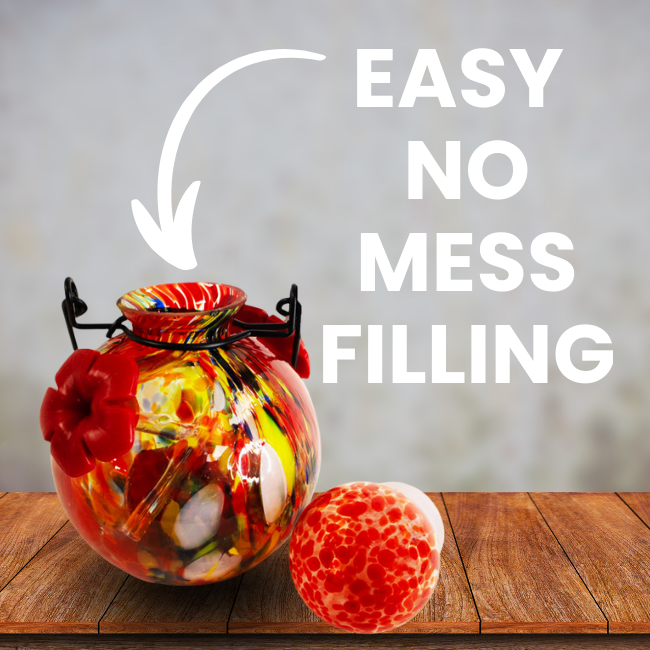 A demonstration of the feeder’s removable stopper for easy nectar refilling without spills.