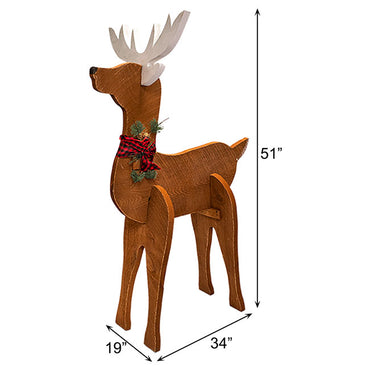 Wooden deer decoration with dimensions on a white background
