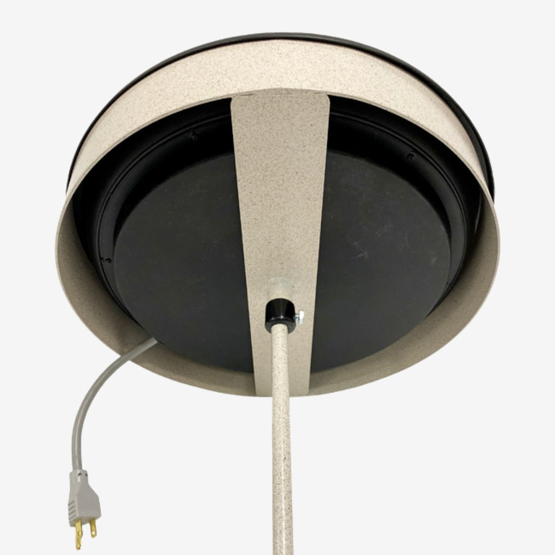 Beige Erva heated bird bath with pole, ideal for preventing water from freezing in cold weather