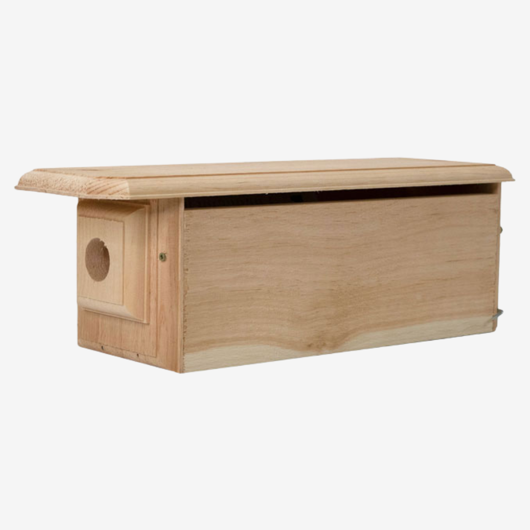 Coveside Horizontal Bluebird House – Attract bluebirds with this beautifully designed, weather-resistant wooden birdhouse