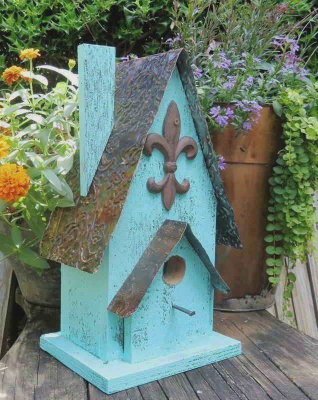 Rustic Birdhouse with Fleur-de-Lis
